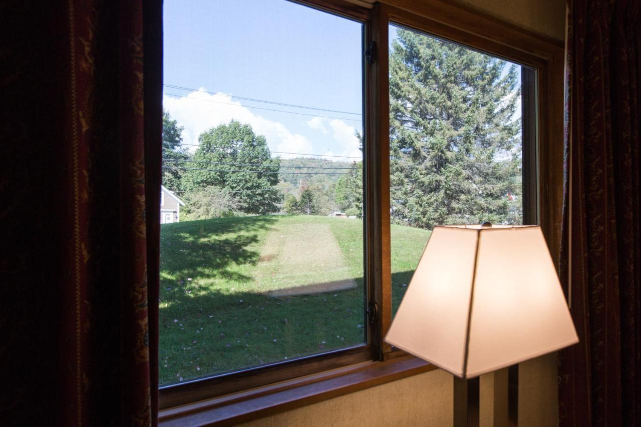 Commodores Inn Stowe Exterior foto