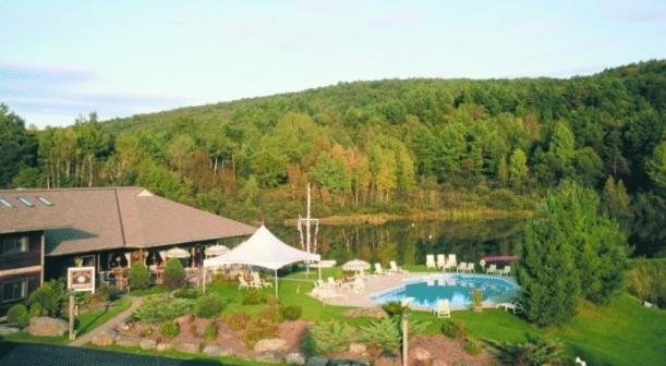 Commodores Inn Stowe Exterior foto